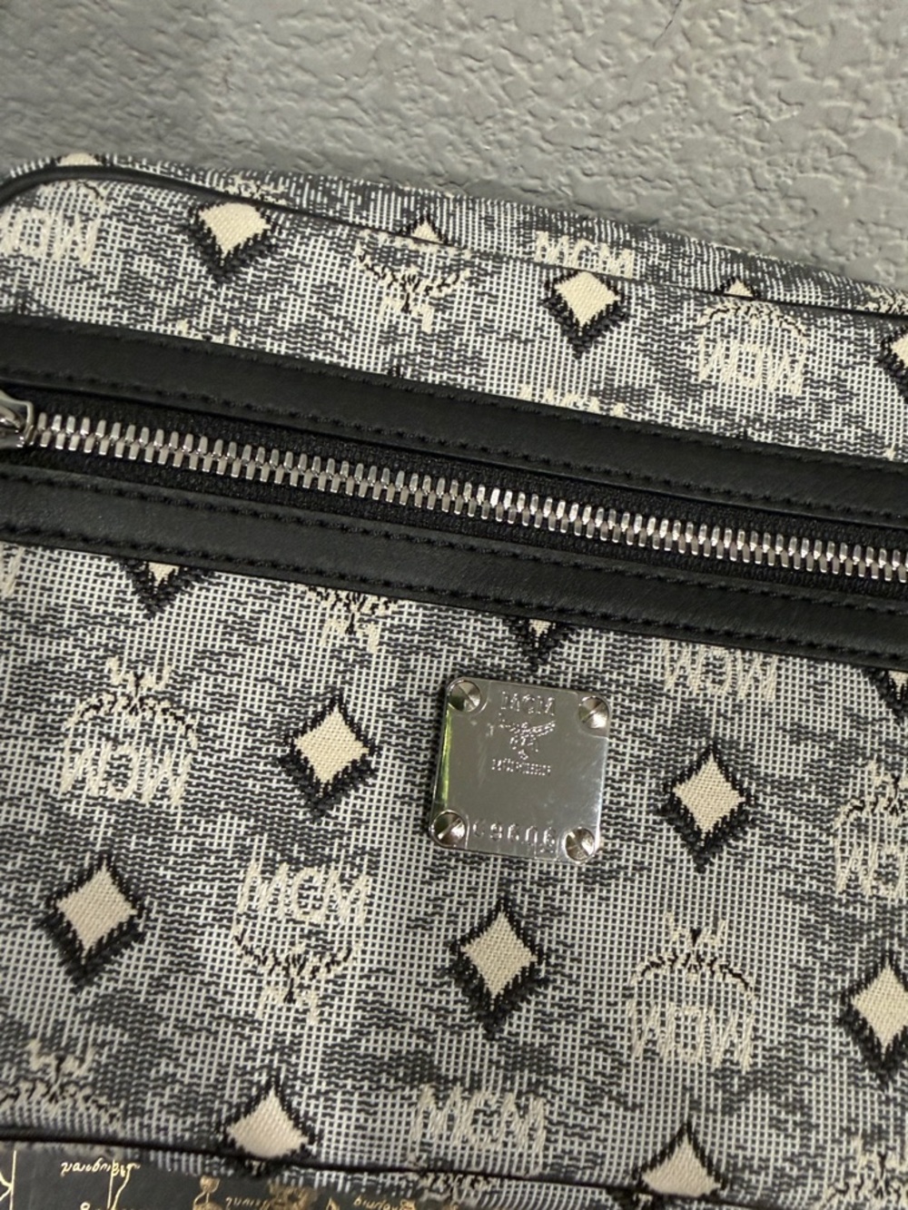 NWT MCM Camera Bag - Picture 5 of 7